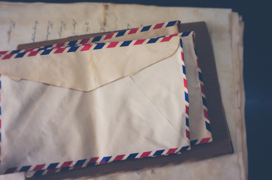 How to Write a Heartfelt Love Letter: Step-by-Step Guide