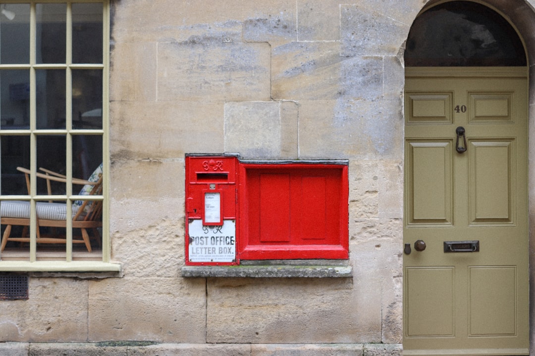 How to Respond When You Receive an Anonymous Letter